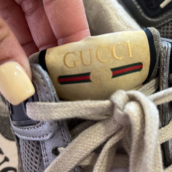 Gucci distress sneakers - Picture 4 of 13